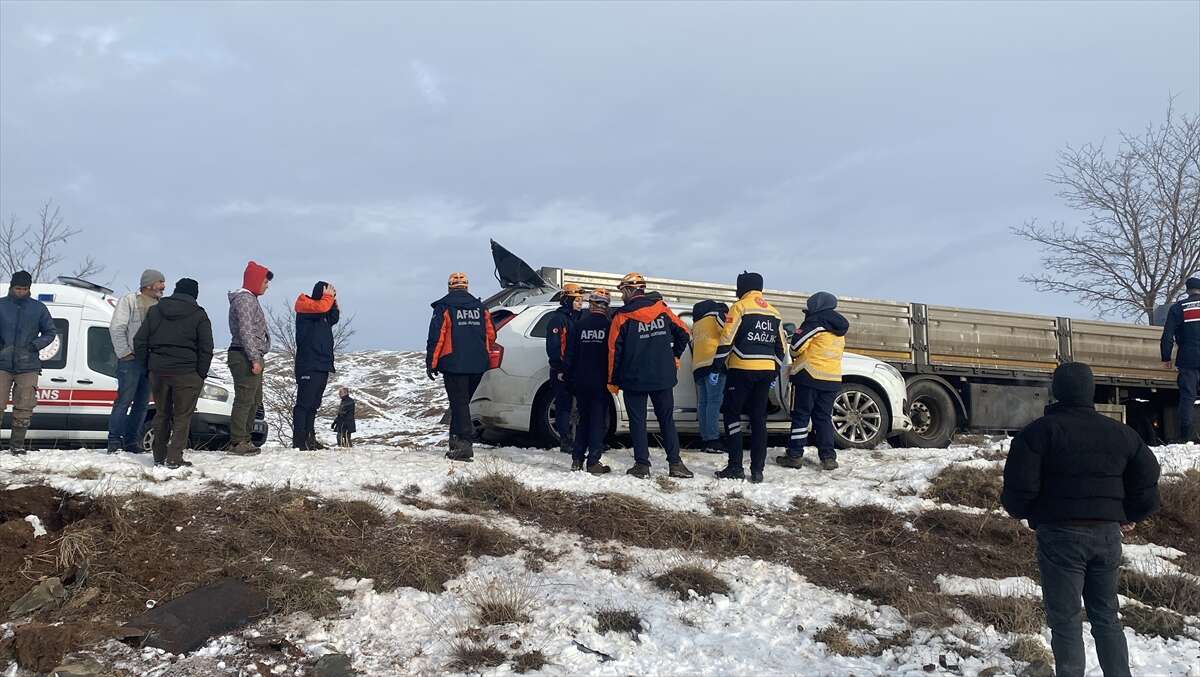 OSB yolunda TIR’a çarpan otomobilden büyük acı çıktı! İş adamı Ahmet Yasak öldü 3